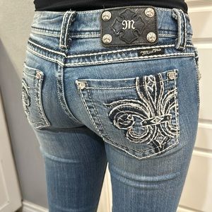 Miss Me Capri Jeans
